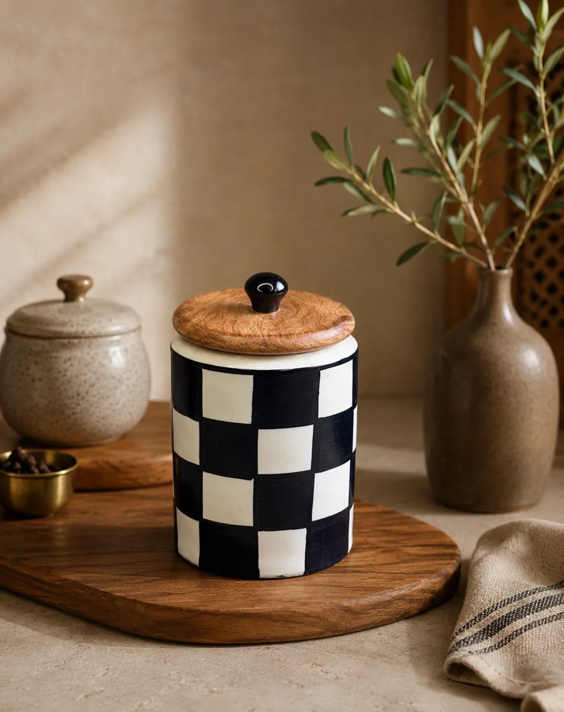 The Checkmate Canister
